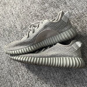 Adidas x Yeezy 350 boost